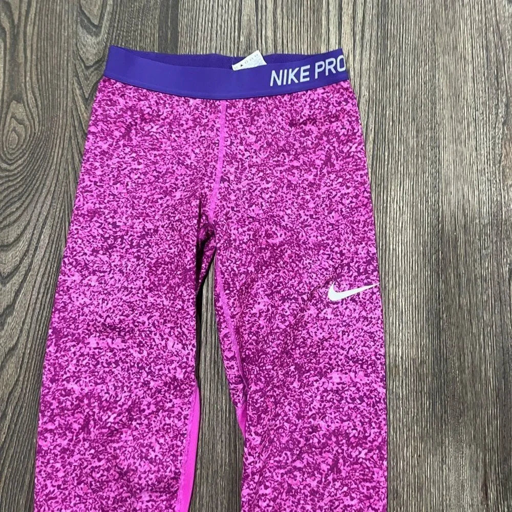 Nike Pro Leggings Dri Fit Capris Swoosh Stretch Mid Rise Splash Pink Size XL